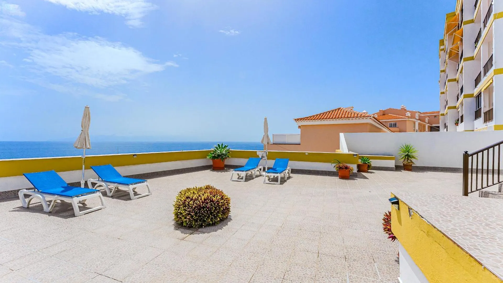 Drilasol 1 Bed Apartment In Playa La Arena Puerto de Santiago